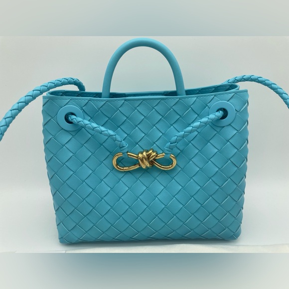 ❌❌SOLD!❌❌ BOTTEGA VENETA SMALL ANDIAMO LEATHER TOTE SHOULDER BAG AUTH! - Picture 5 of 16